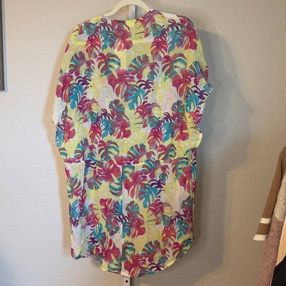 Francesca's Collections Multicolor Tropical‎ Swim Coverup - Picture 5 of 5